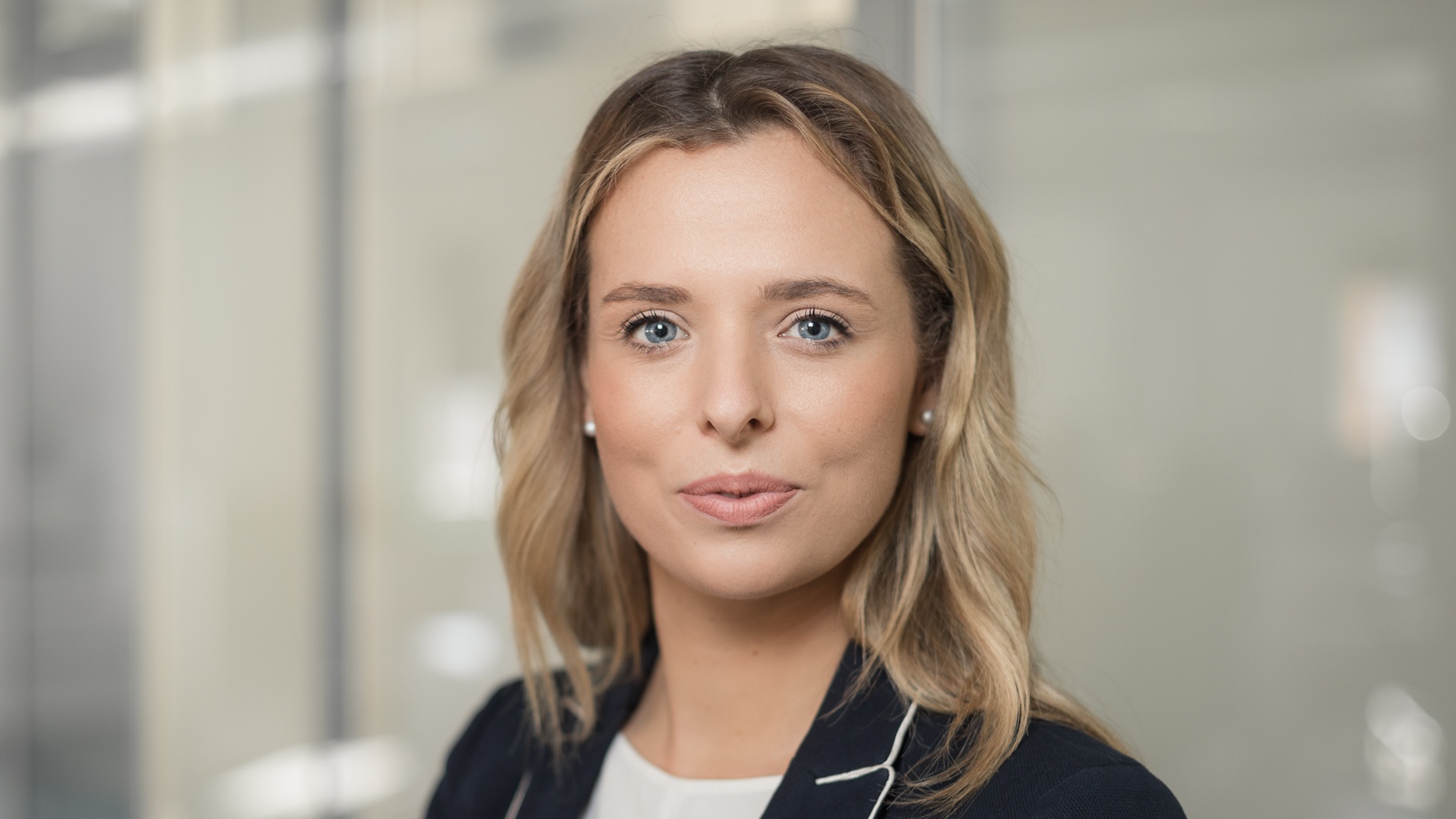 Larissa Stalder Head of Sales